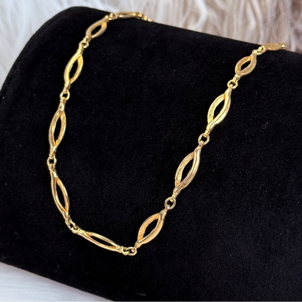 Vintage aged Goldtone Sarah Coventry Chain Necklace
